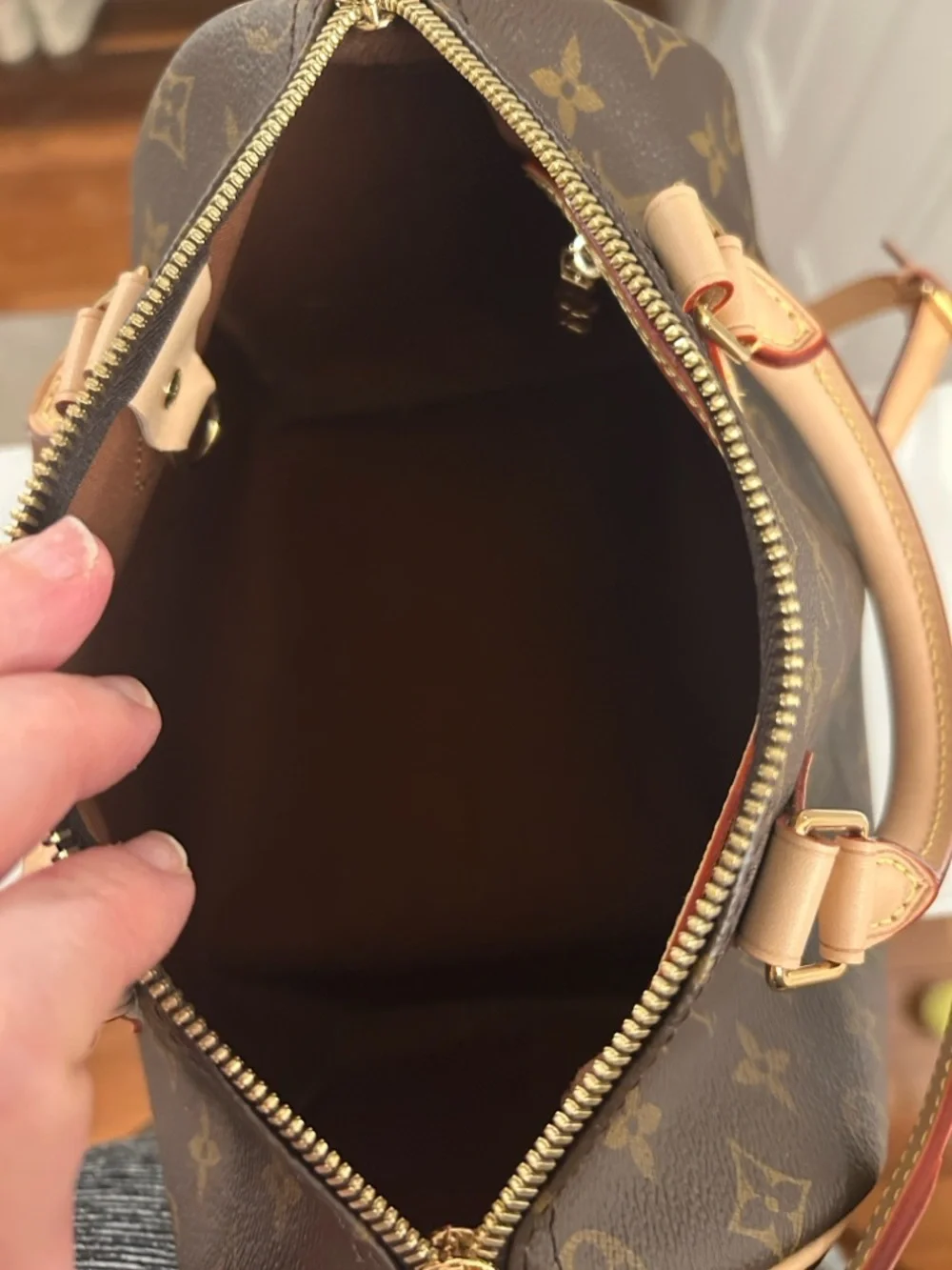 Louis Vuitton Speedy Bandoulière 25 Brown Monogram Satchel Lock Key Dust Bag Box